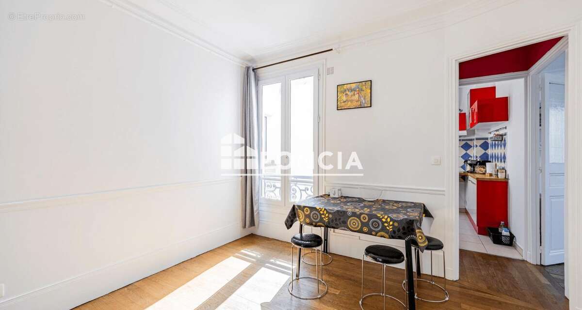 Appartement à PARIS-11E