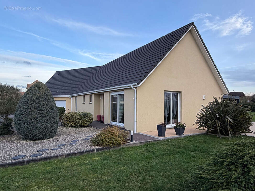 Maison à BERVILLE-SUR-SEINE