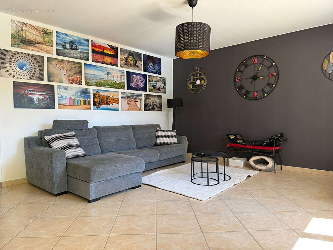 Maison à ROCHES-PREMARIE-ANDILLE