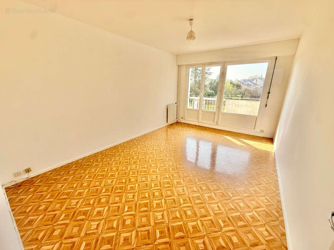 Appartement à REZE