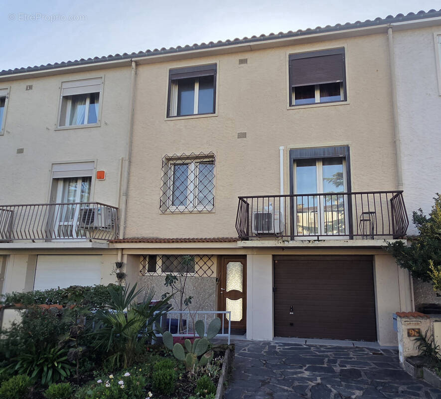 Maison à CASTRES