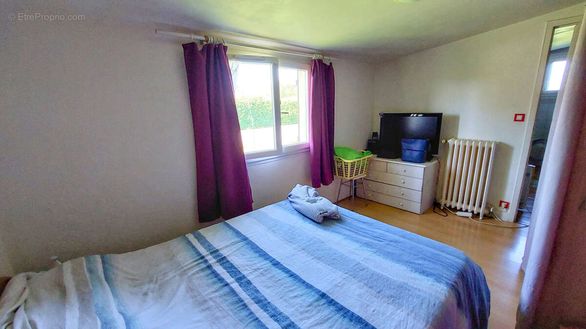 Maison à SYLVAINS-LES-MOULINS