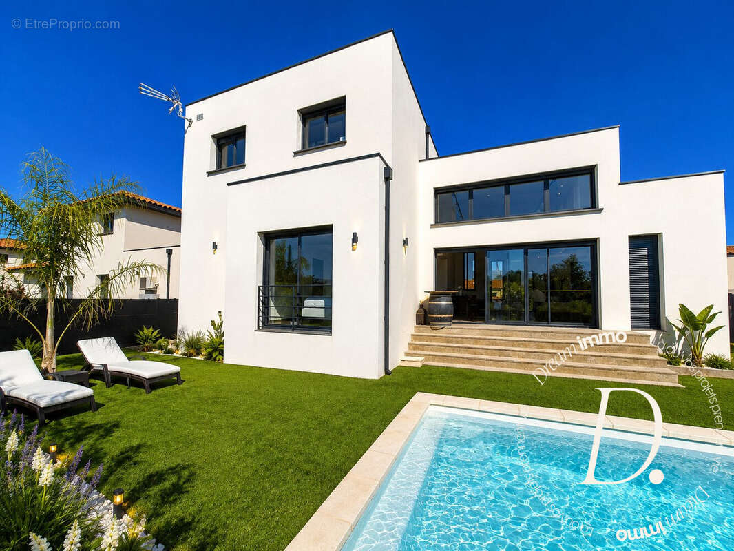 Maison à SAINT-CYPRIEN