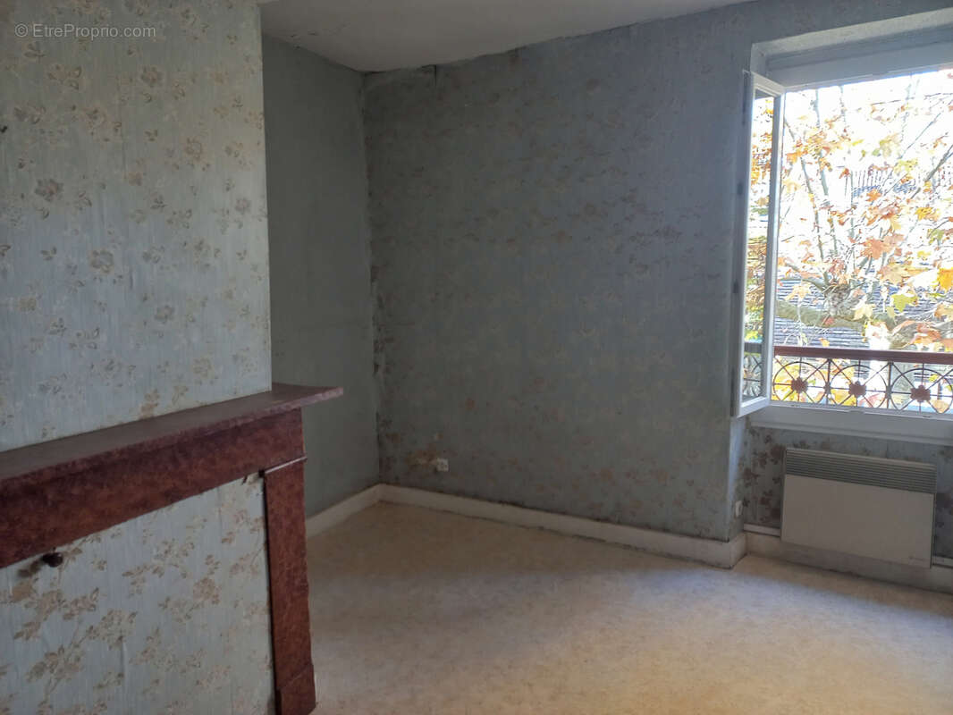 Maison à TRIE-SUR-BAISE