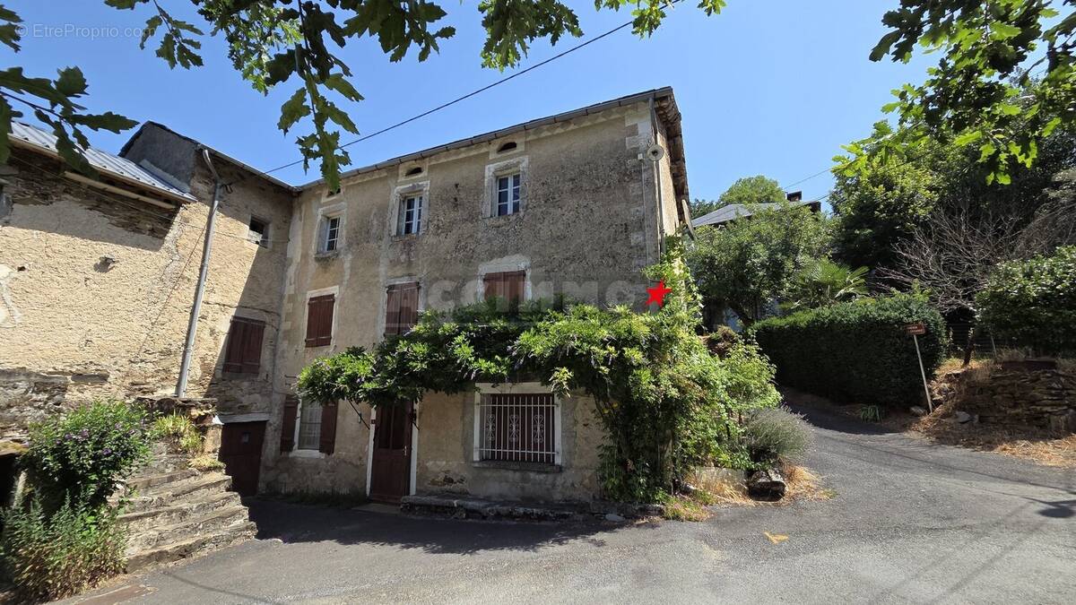 Maison à BRASSAC