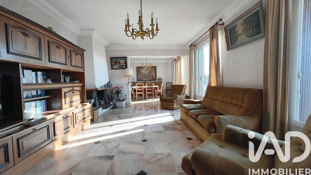 Photo 1 - Maison à PUY-GUILLAUME