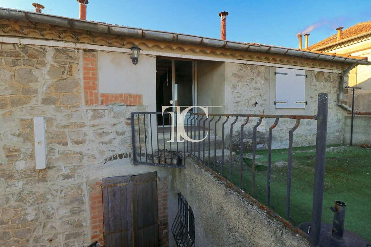 Maison à SAINT-MARTIN-DE-VALGALGUES