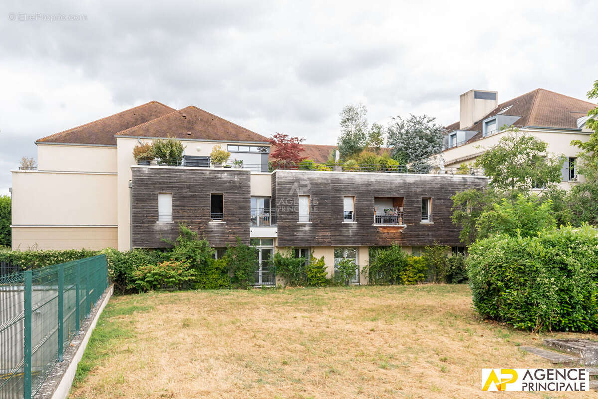 Appartement Maisons Laffitte 3 pièce(s) 50.75 m2 - photo 11