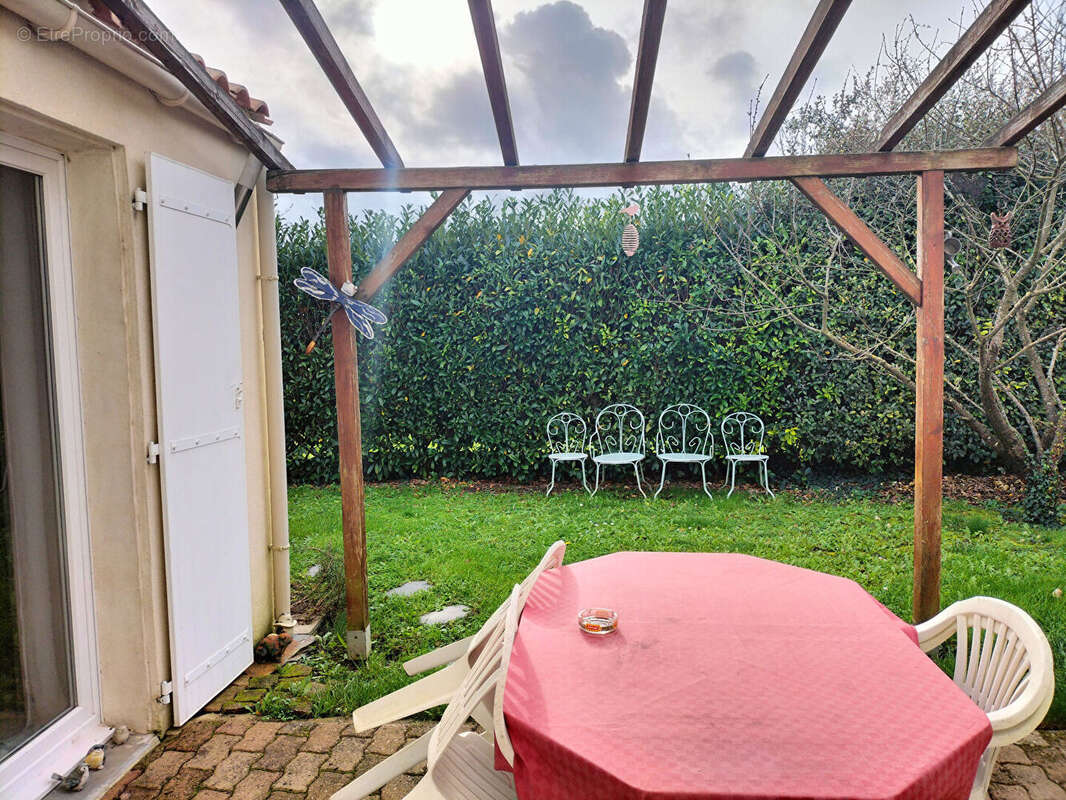 Maison à TONNAY-CHARENTE