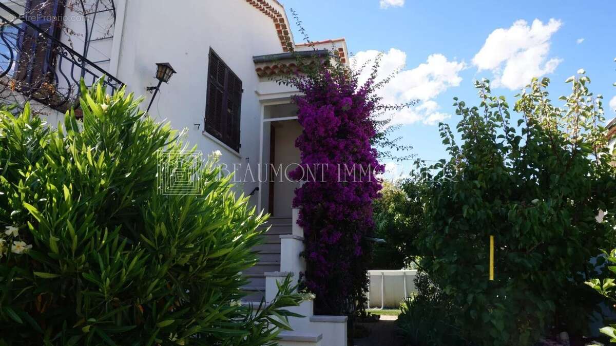 Maison à CAGNES-SUR-MER