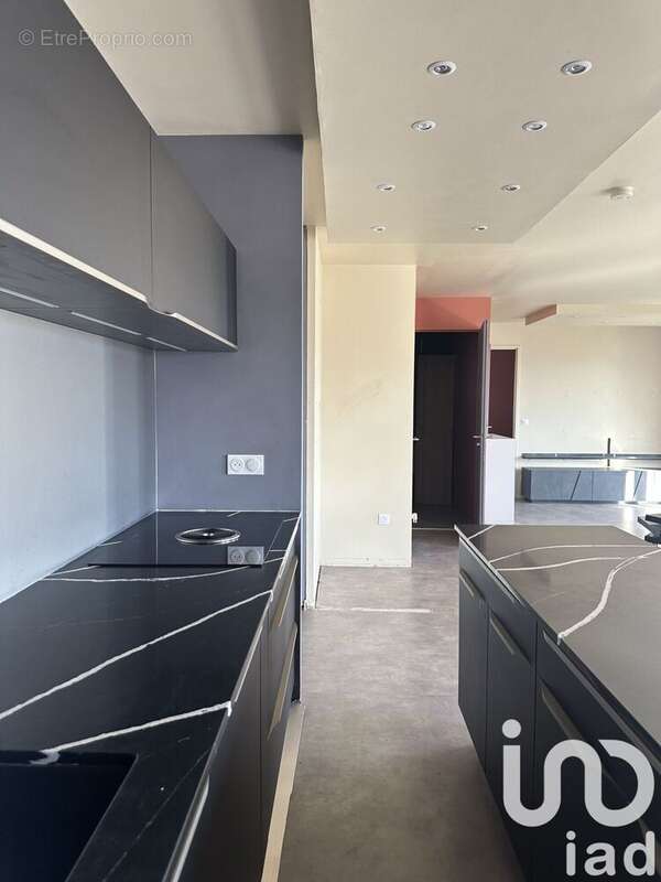 Photo 4 - Appartement à LE BLANC-MESNIL