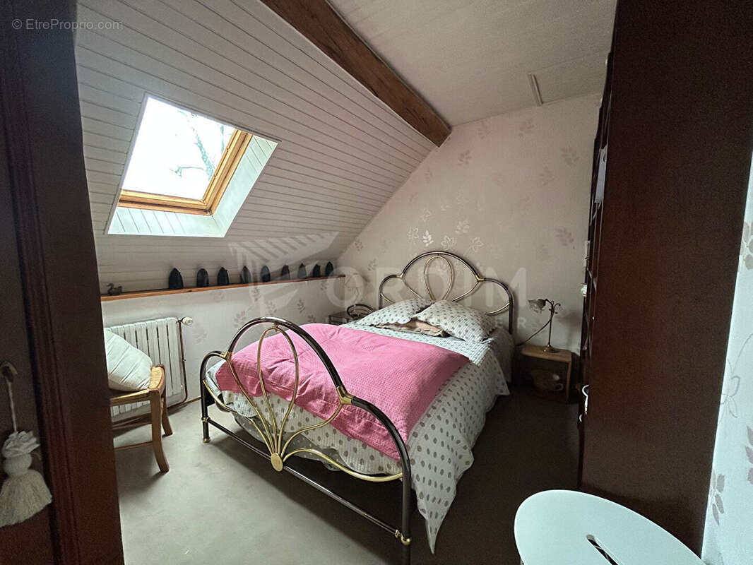 Maison à TOUCY