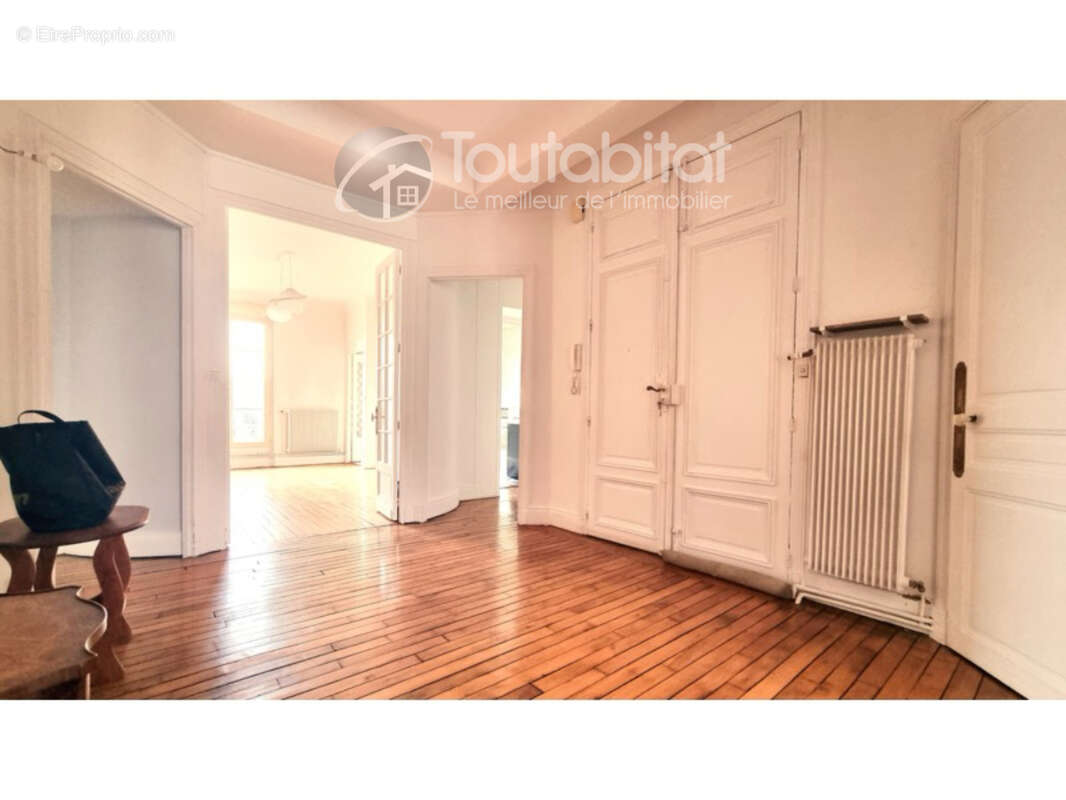 Appartement à CHARLEVILLE-MEZIERES