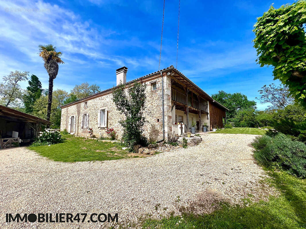 Maison à CASTELMORON-SUR-LOT