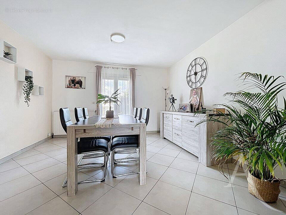 Maison à FLINS-SUR-SEINE