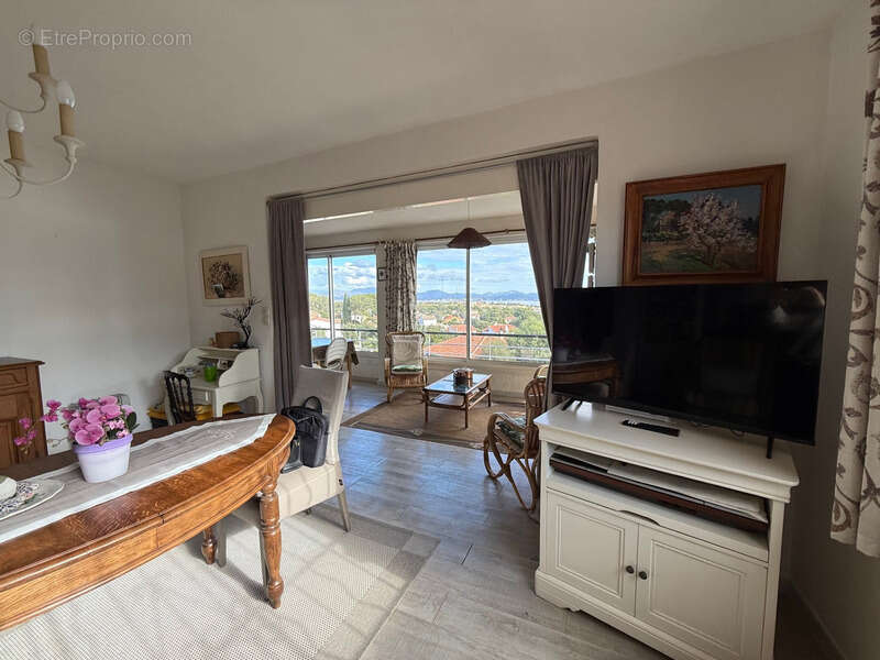 Appartement à vendre 3 pièces SAINT-AYGULF (83) Vue mer - photo 4