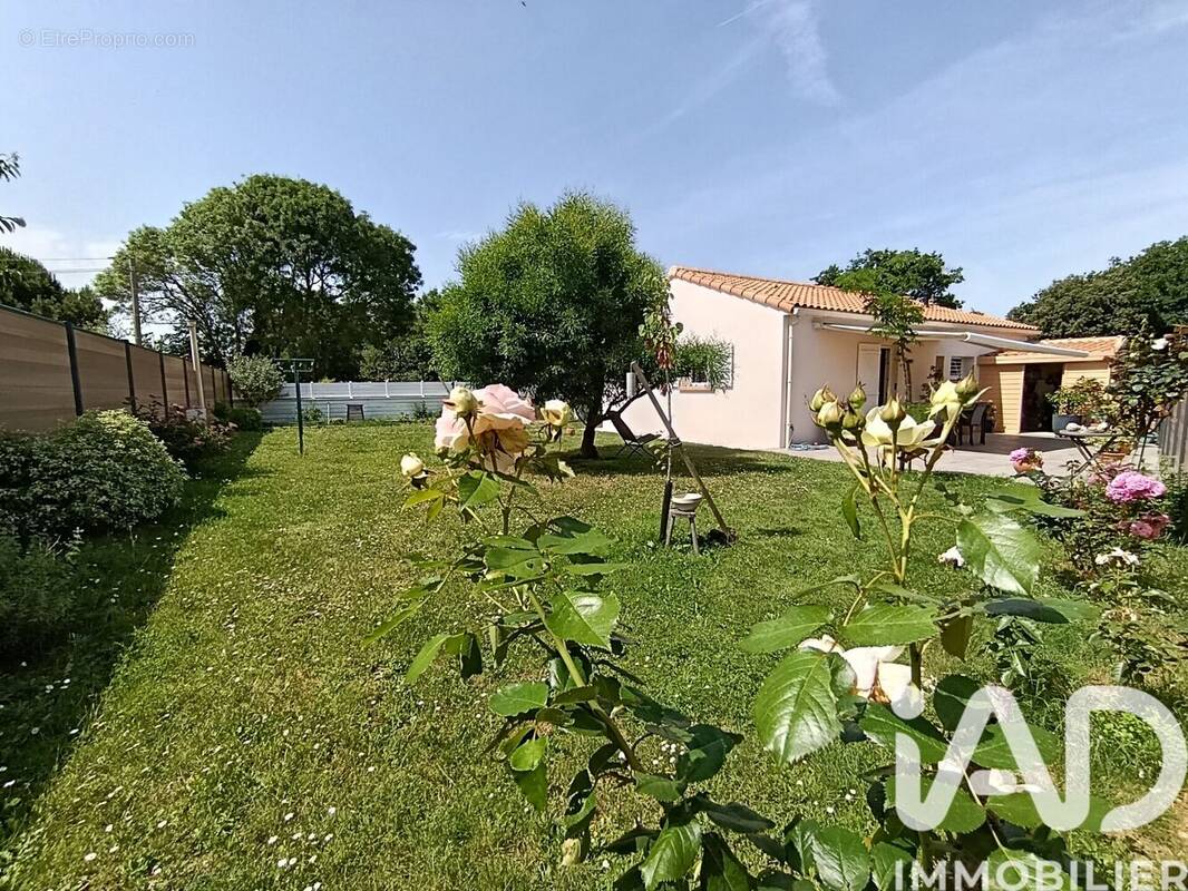 Photo 1 - Maison à LA PLAINE-SUR-MER