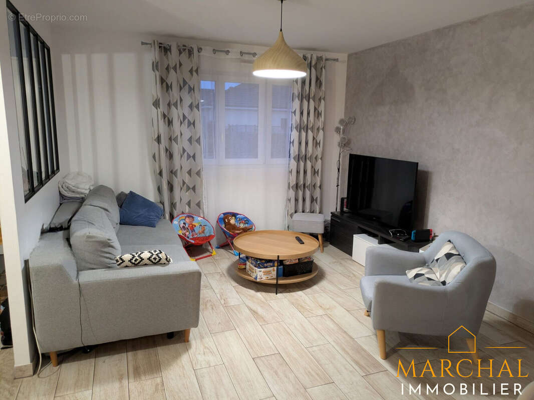 Maison à POURNOY-LA-GRASSE