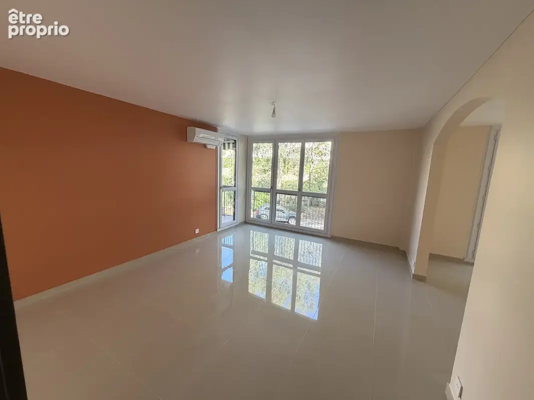Photo 1 - Appartement à SAINT-RAPHAEL