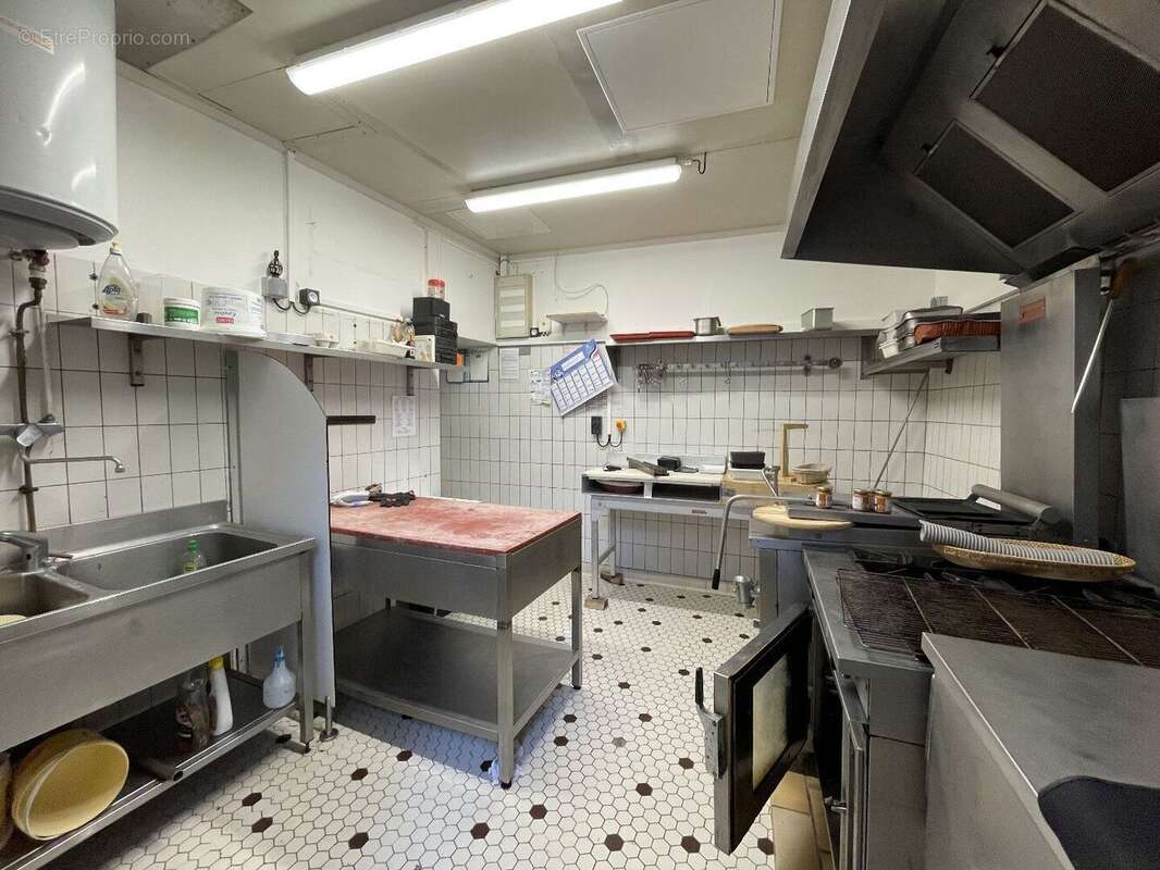 Appartement + local - photo 11
