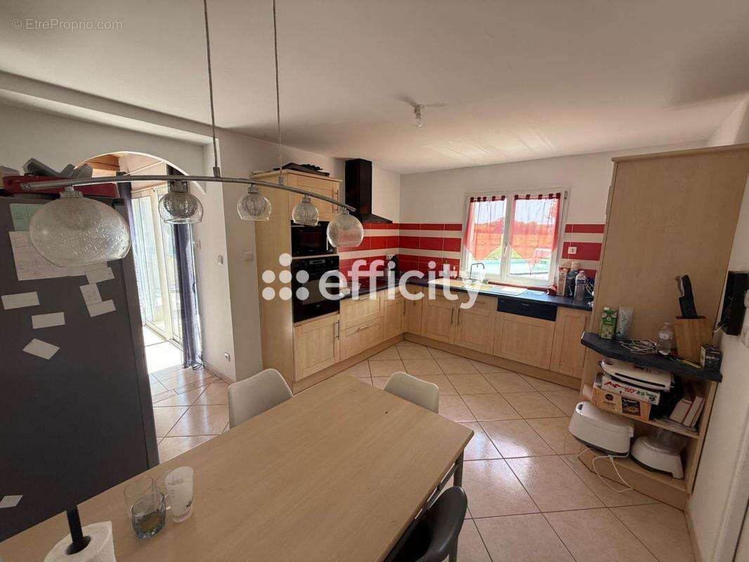 Maison 172 m² à Poiroux  - photo 8