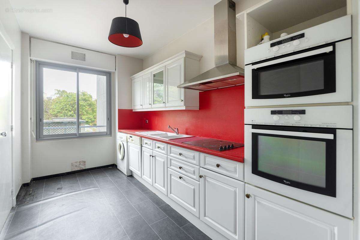 Appartement à PARIS-8E