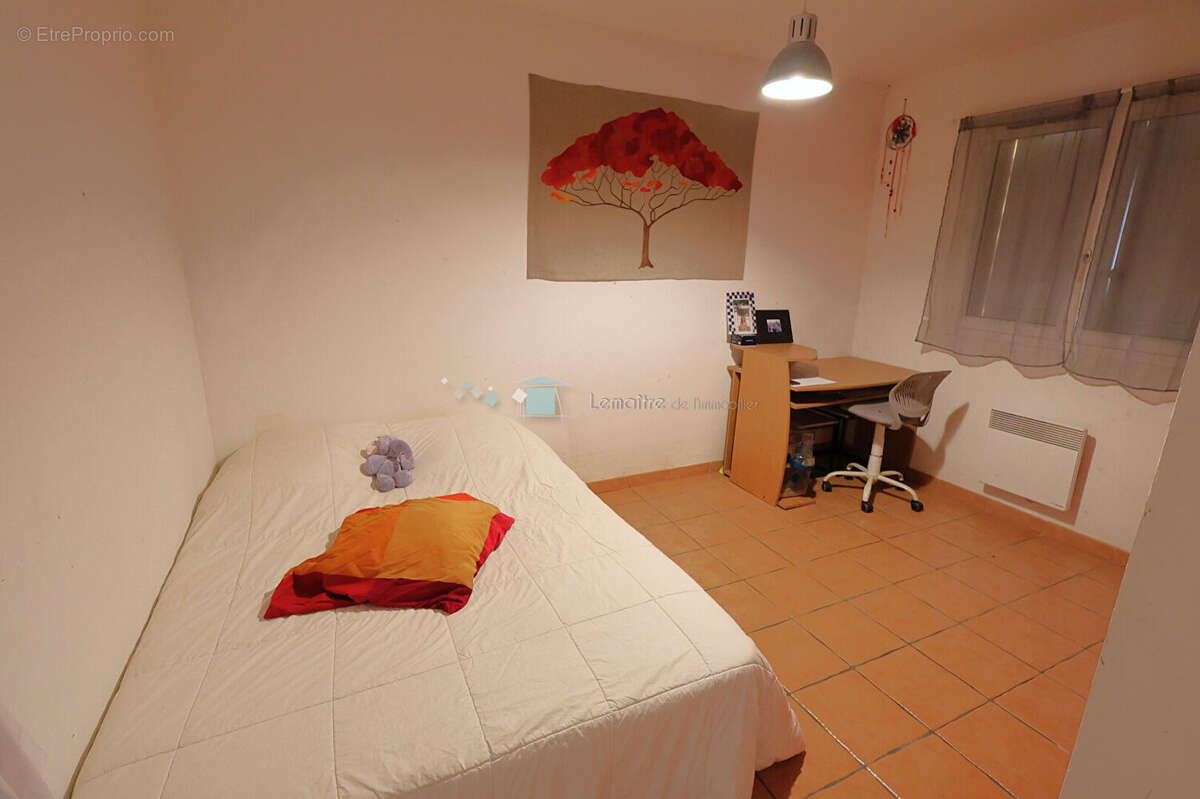 Maison à SAINT-CEZAIRE-SUR-SIAGNE