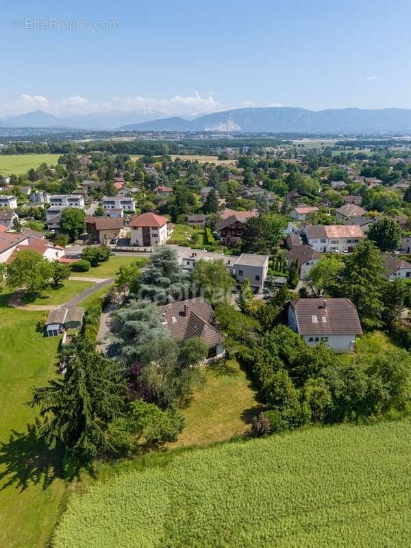 Maison à PREVESSIN-MOENS