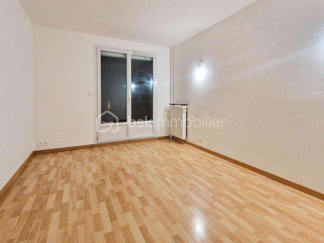 Appartement à CHAMPIGNY-SUR-MARNE