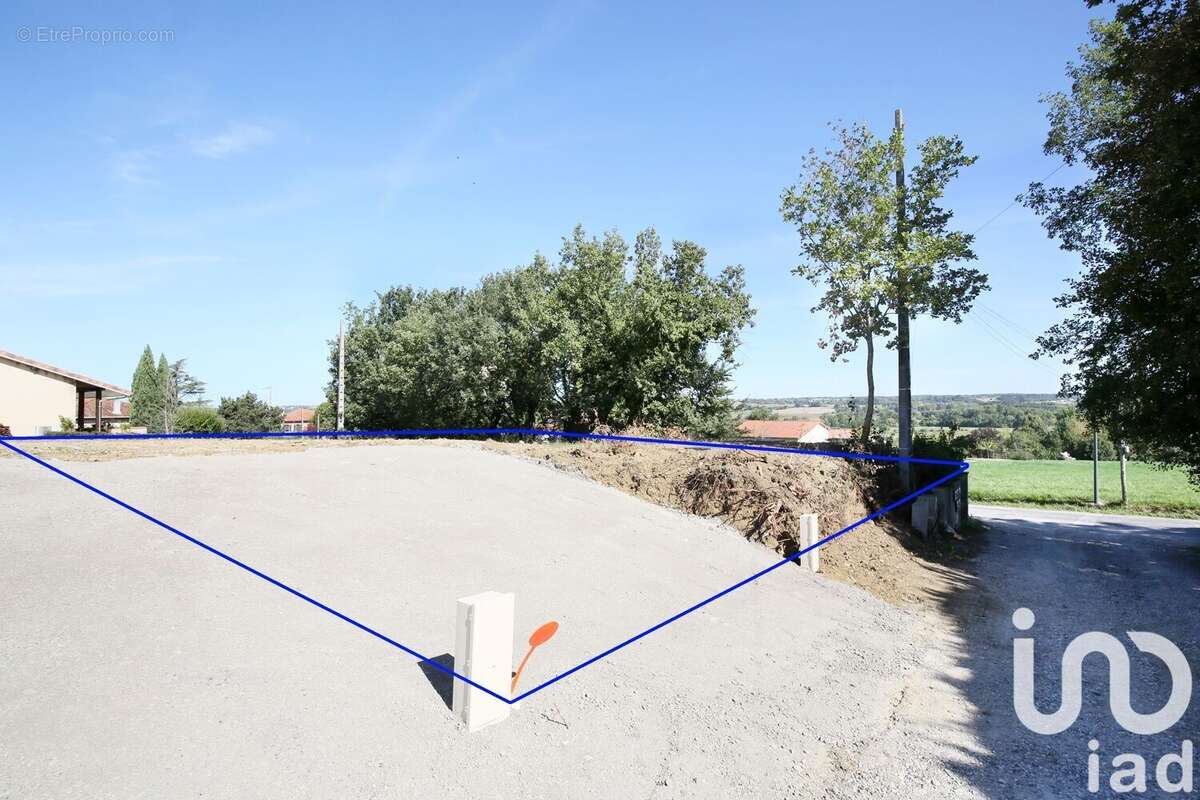 Photo 4 - Terrain à SAINT-SAUVEUR