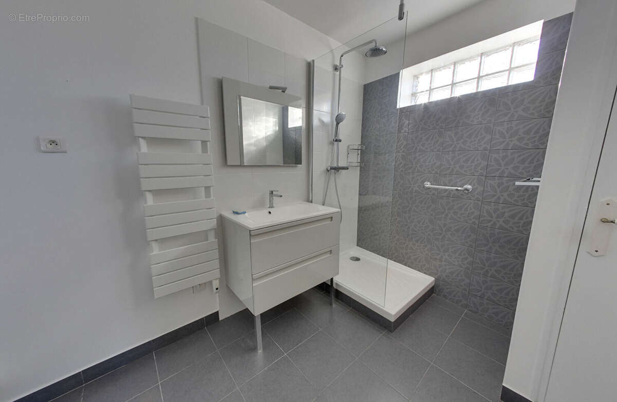 Appartement à DOURDAN