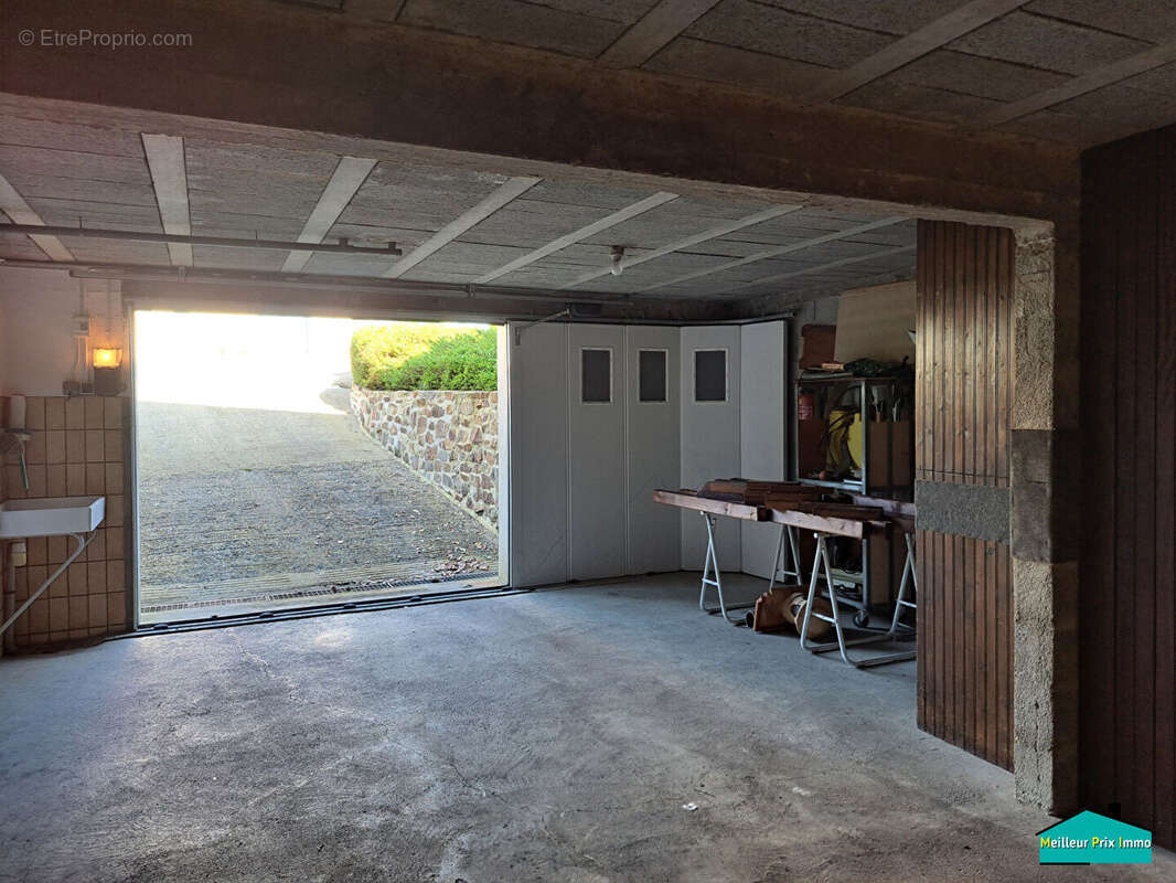 Maison à ROCHESERVIERE