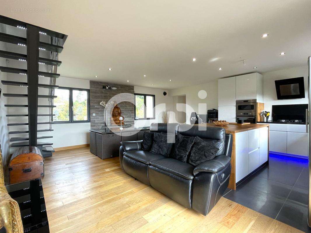 Maison à PACY-SUR-EURE