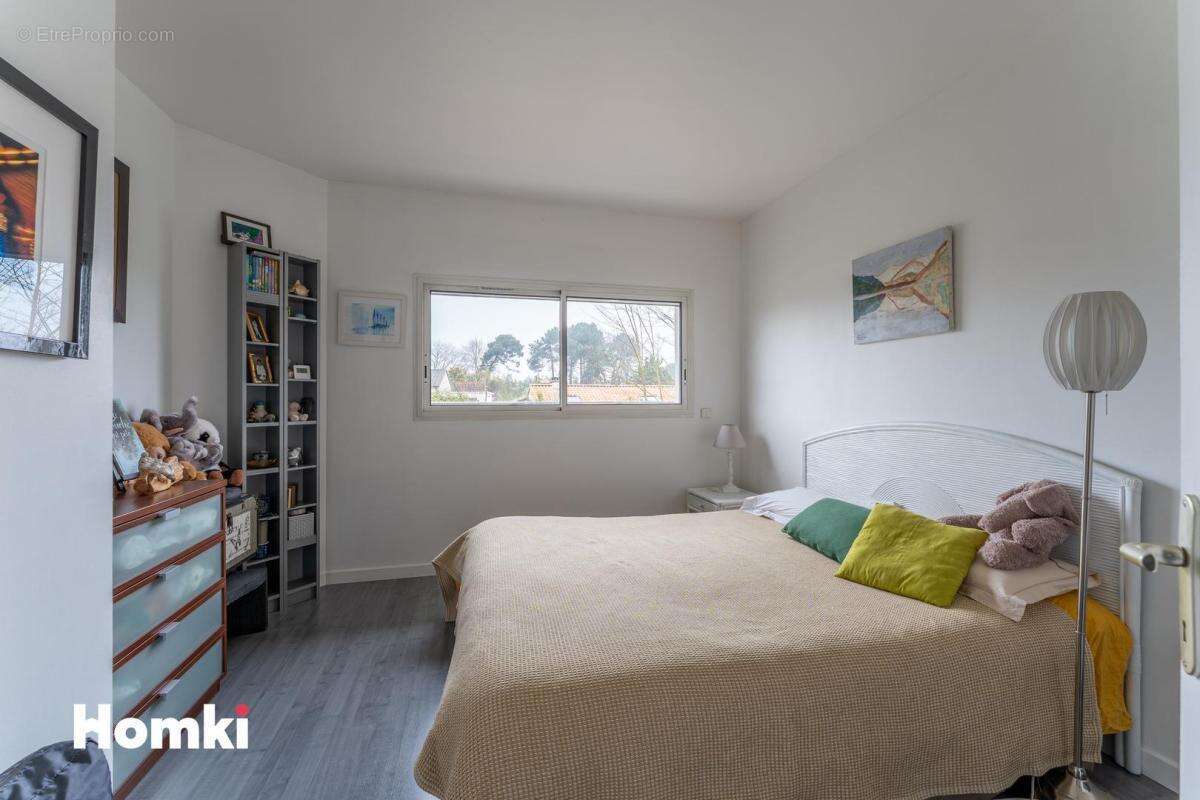 Maison à VILLENAVE-D'ORNON