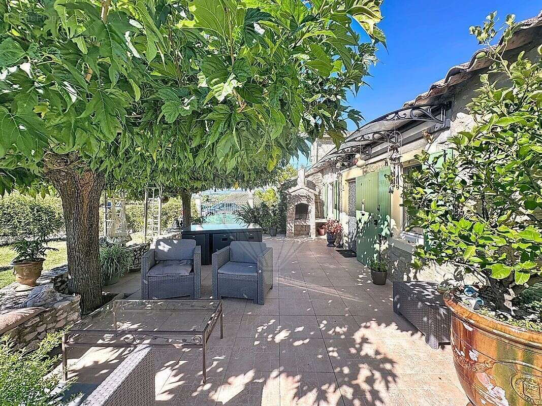 Maison à BOISSET-ET-GAUJAC