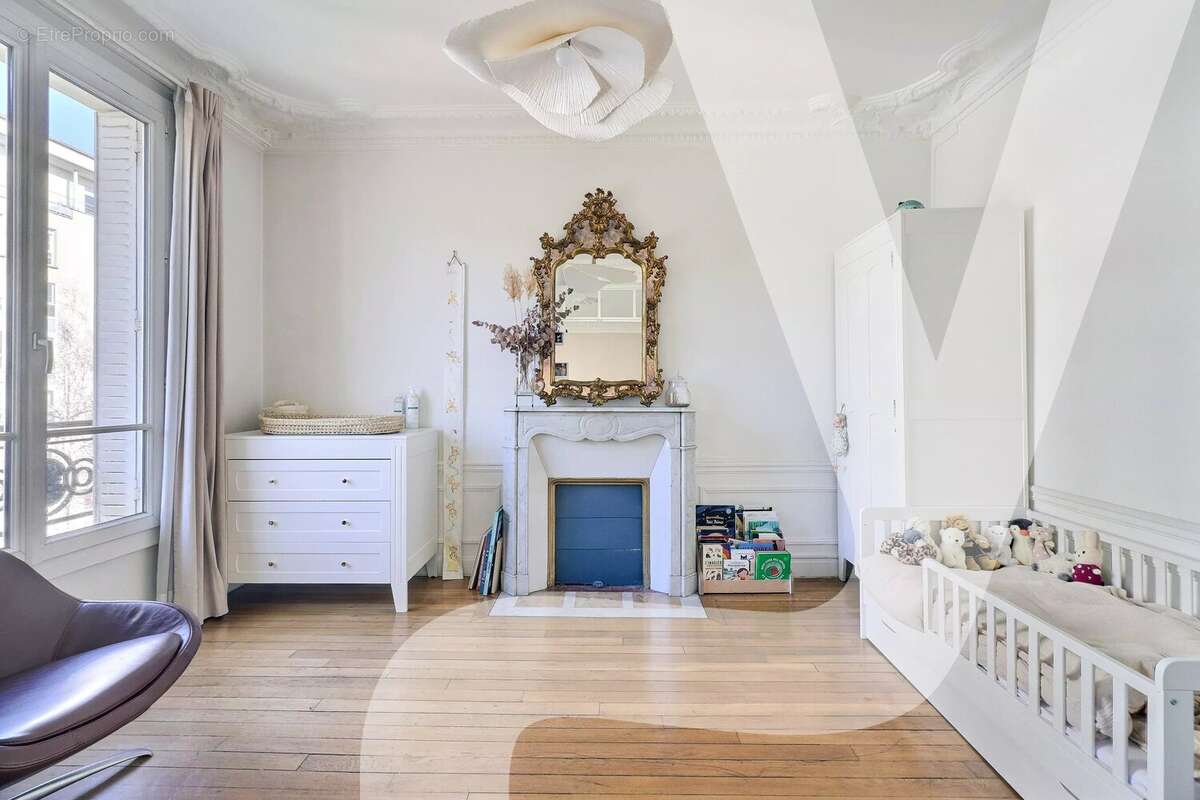 Appartement à PARIS-20E