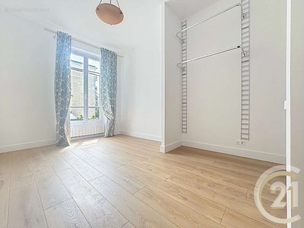 Appartement à PARIS-12E