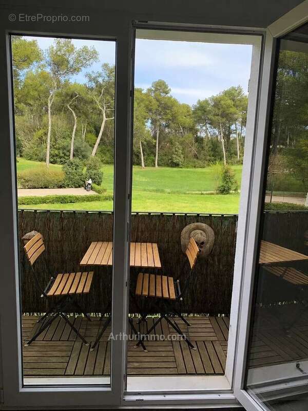 Appartement à MOUANS-SARTOUX