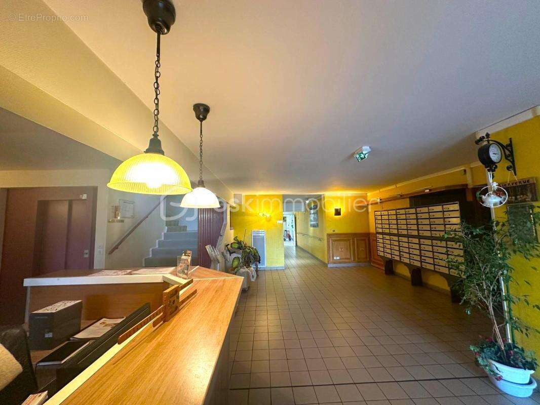 Appartement à THORIGNY-SUR-OREUSE