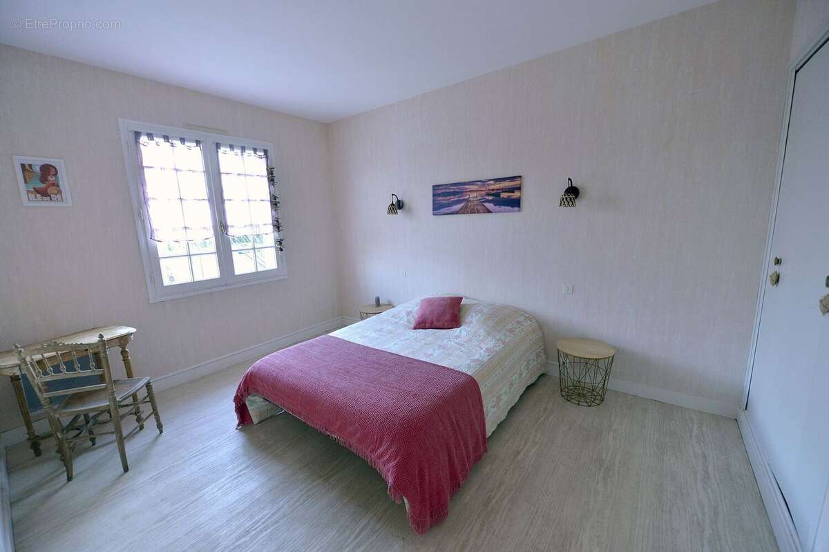 Maison à COZES
