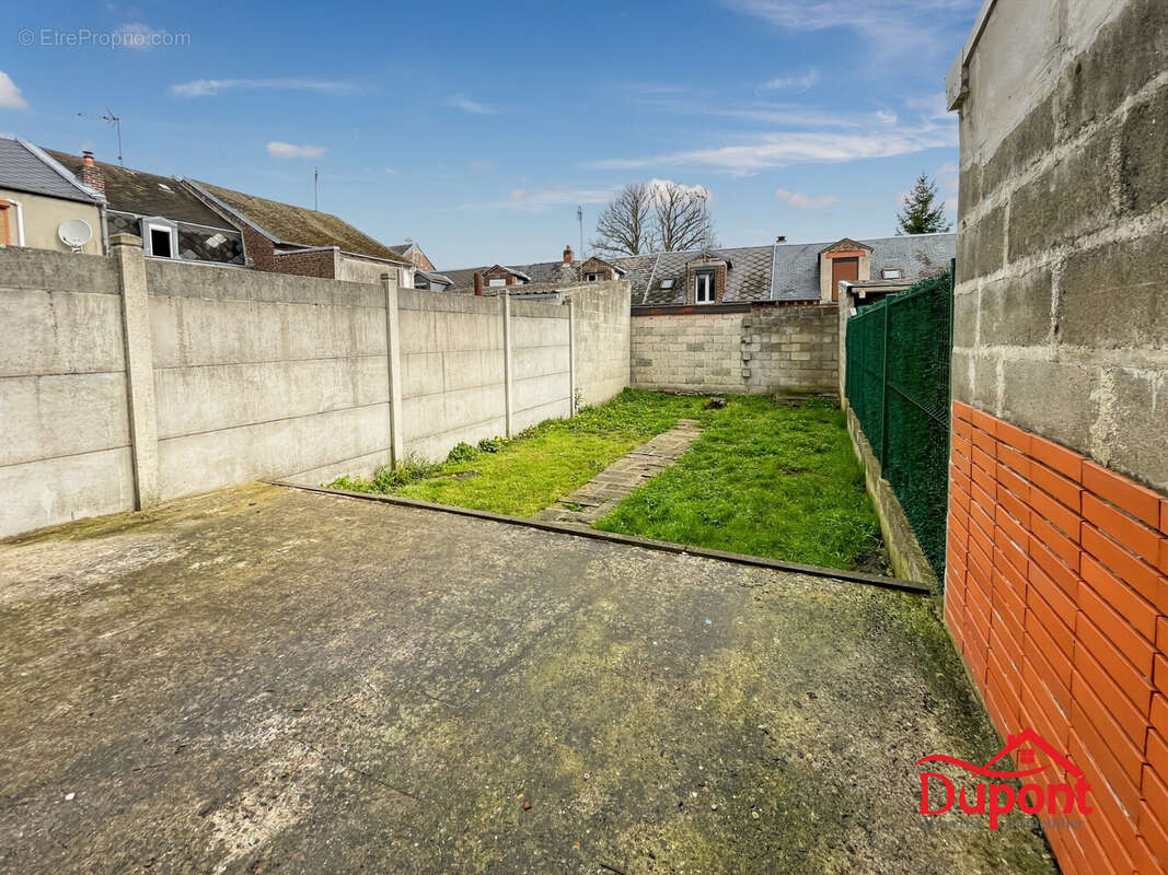 Maison à SAINT-QUENTIN