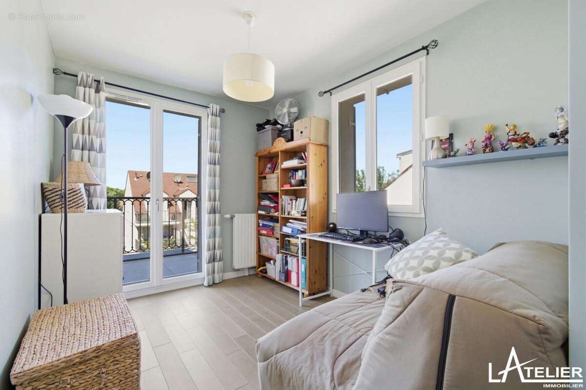 Appartement à MAREIL-MARLY