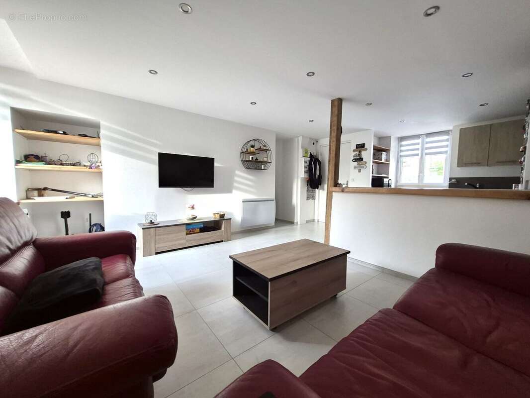 Appartement à VAUGRIGNEUSE