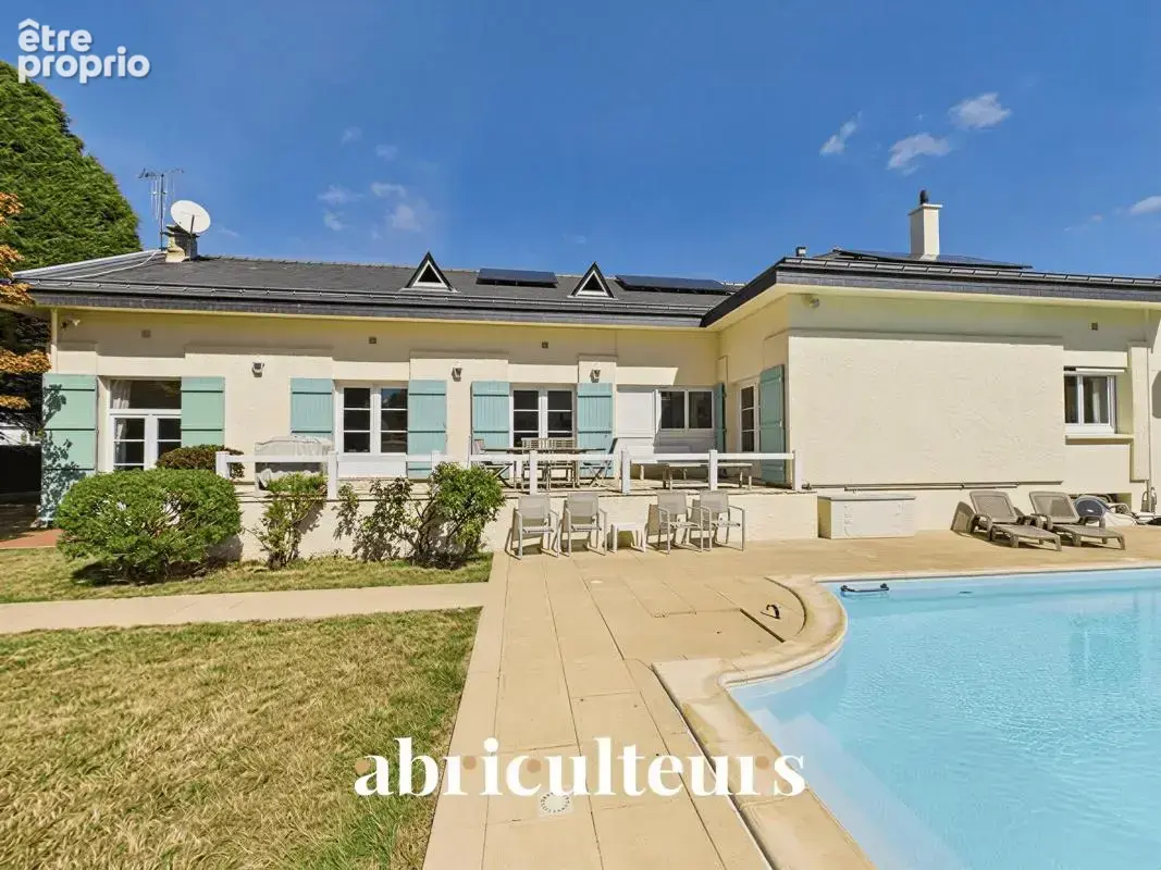 belle propriété au calme avec piscine et un vaste terrain en vente à Orvault (44700) - photo 14