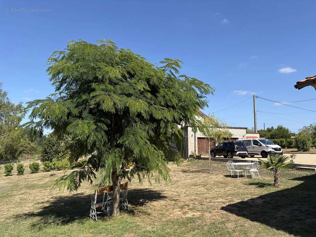 Charmante maison à Piégut-Pluviers - photo 13