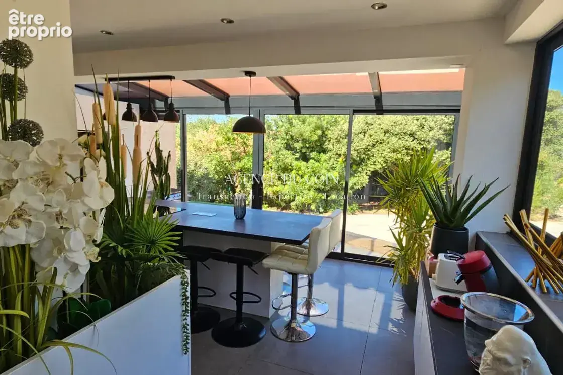 ? tourves – propriété de charme avec piscine et dépendance a - photo 5