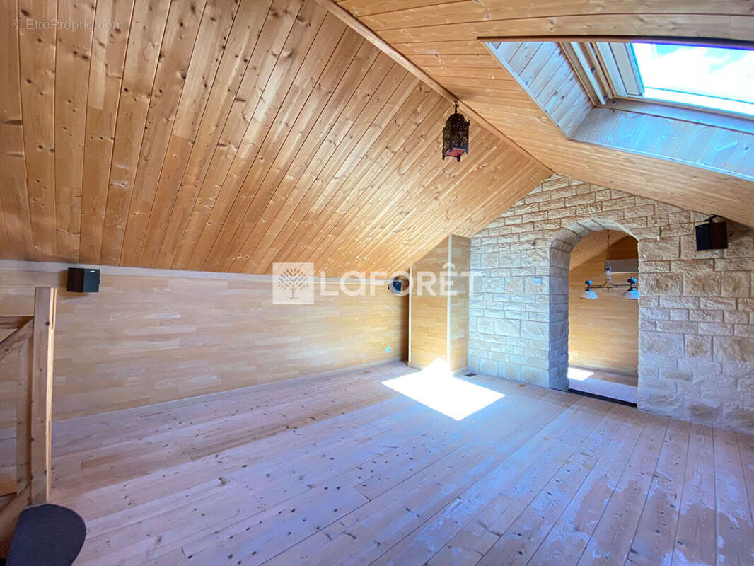 Maison à PORT-DES-BARQUES