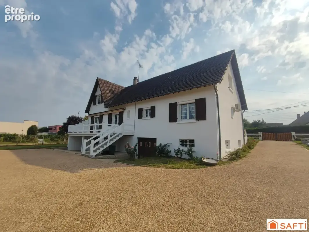 Photo 1 - Maison à MYENNES
