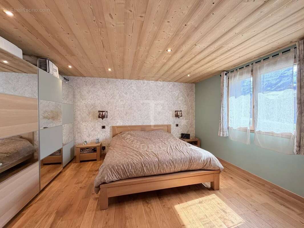 Maison à LA CLUSAZ