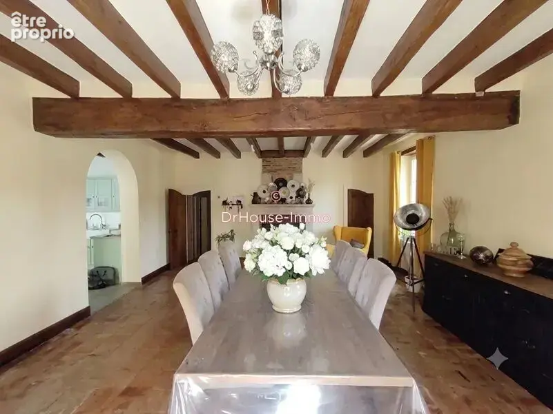 Maison 9 pièces 222 m² à vendre à Saint-Genou (36500) - photo 13